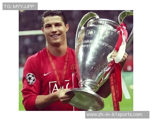 四十岁仍在绿茵场上闪耀的足球传奇球星们与他们的坚持与梦想 四十岁仍在绿茵场上闪耀的足球传奇球星们与他们的坚持与梦想